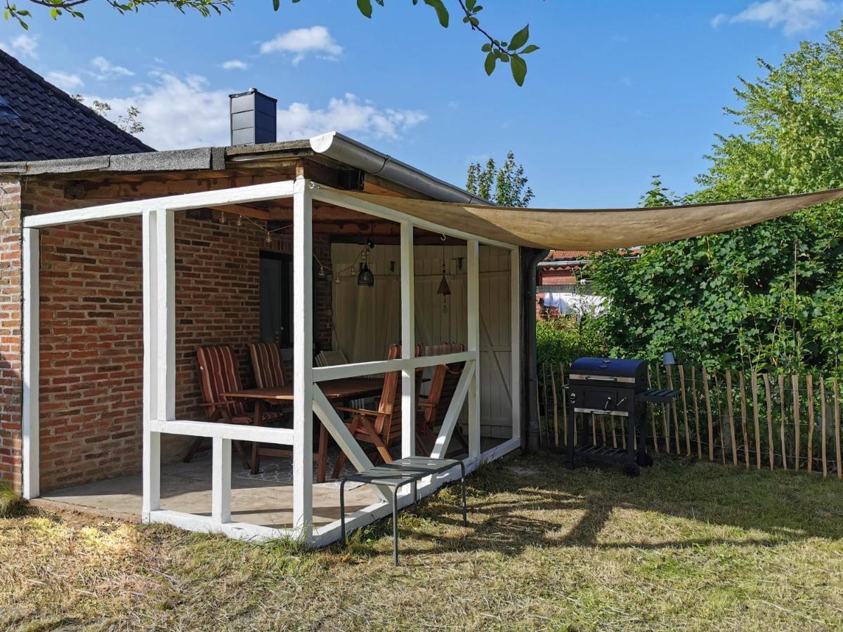 Ferienglueck An Der Nordsee Buche Deine Erdgeschoss-Ferienwohnung Mit Kamin Terrasse Und Eingezaeuntem Garten Fuer Unvergessliche Auszeiten Altfunnixsiel Εξωτερικό φωτογραφία