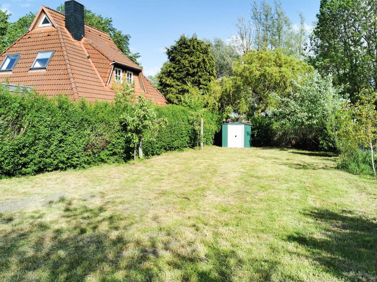 Ferienglueck An Der Nordsee Buche Deine Erdgeschoss-Ferienwohnung Mit Kamin Terrasse Und Eingezaeuntem Garten Fuer Unvergessliche Auszeiten Altfunnixsiel Εξωτερικό φωτογραφία